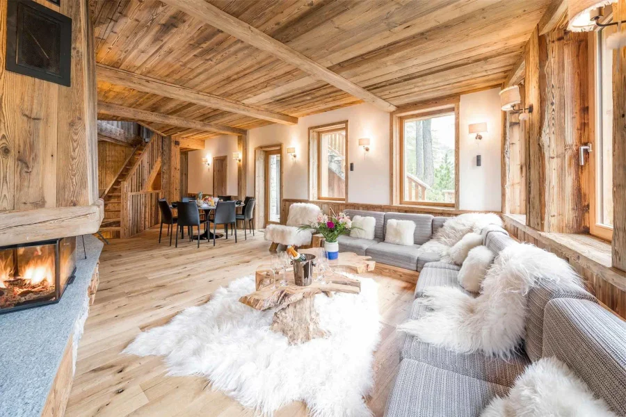 Gorgeous chalet for twelve with wellness facilities photo 1