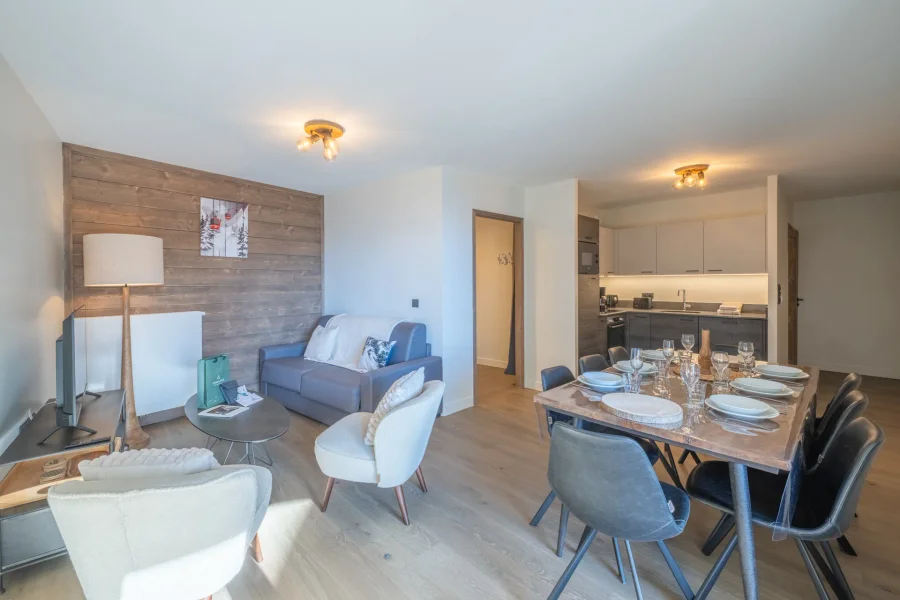 Modern two bedroom apartment photo 3