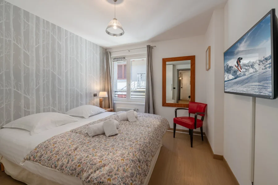 Unique Chamonix apartment in the centre photo 4