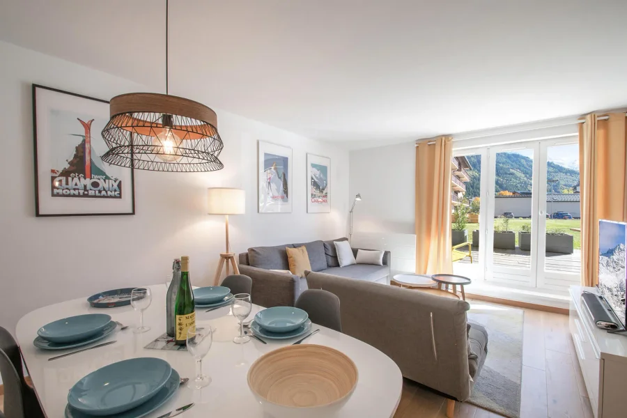 One bedroom apartment for four in Chamonix centre photo 4