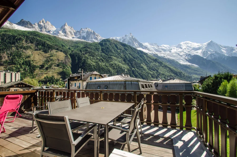 Alpine apartment for four with fantastic views photo 4