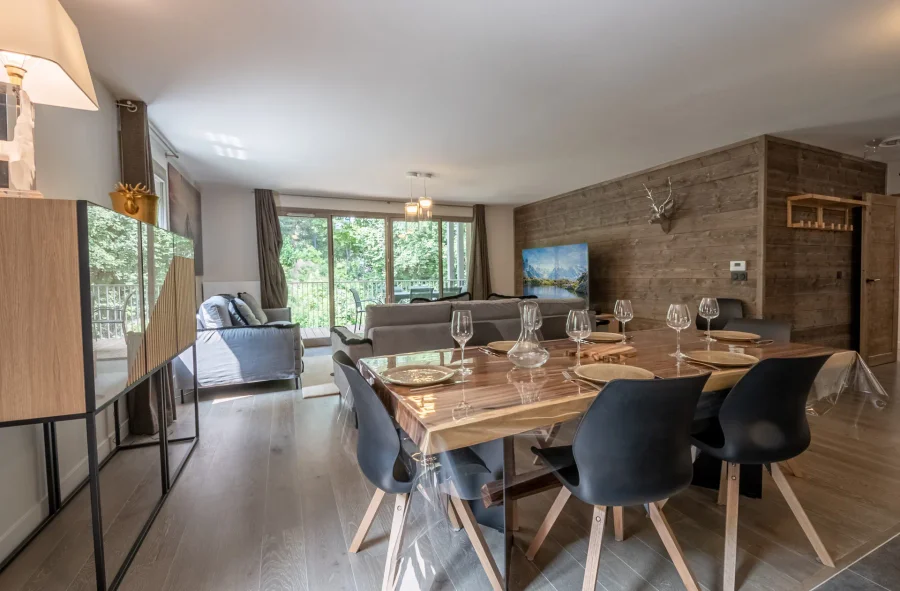 Modern spacious apartment with terrace photo 4