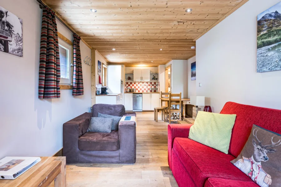 Renovated one bedroom apartment for four next to the slopes photo 3