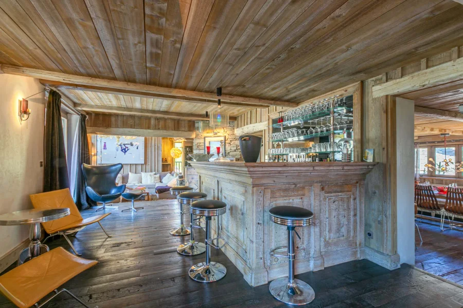 Gorgeous chalet with everything you could possibly want! photo 4