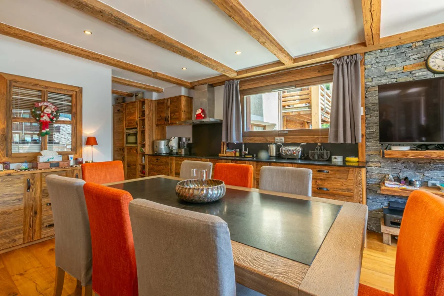 High standing Ski-in Ski-out apartment photo 4