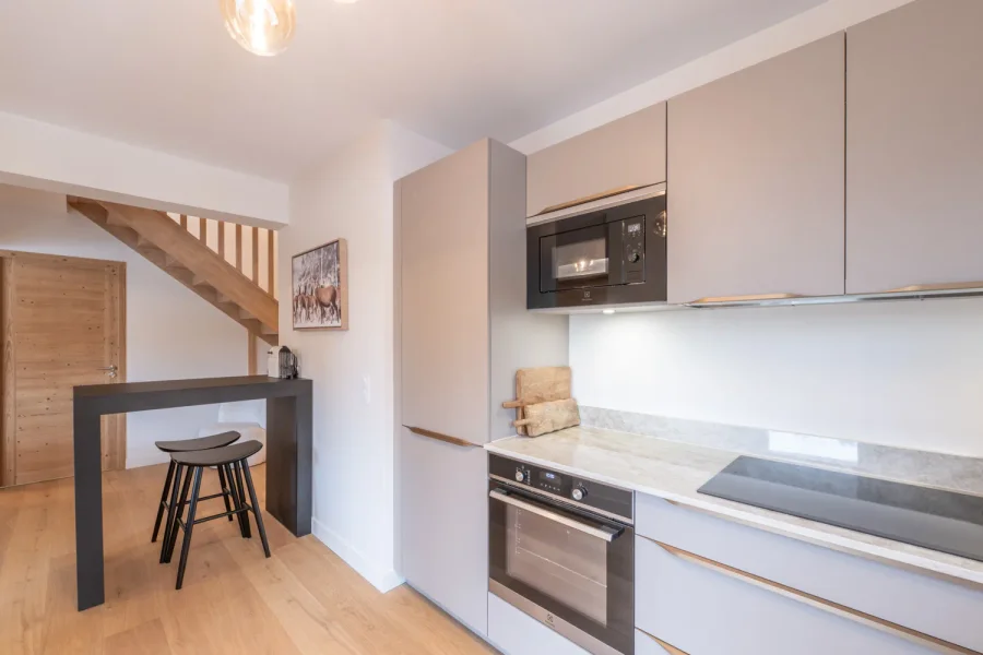 New ski in ski out flat for eight in a luxury residence photo 2