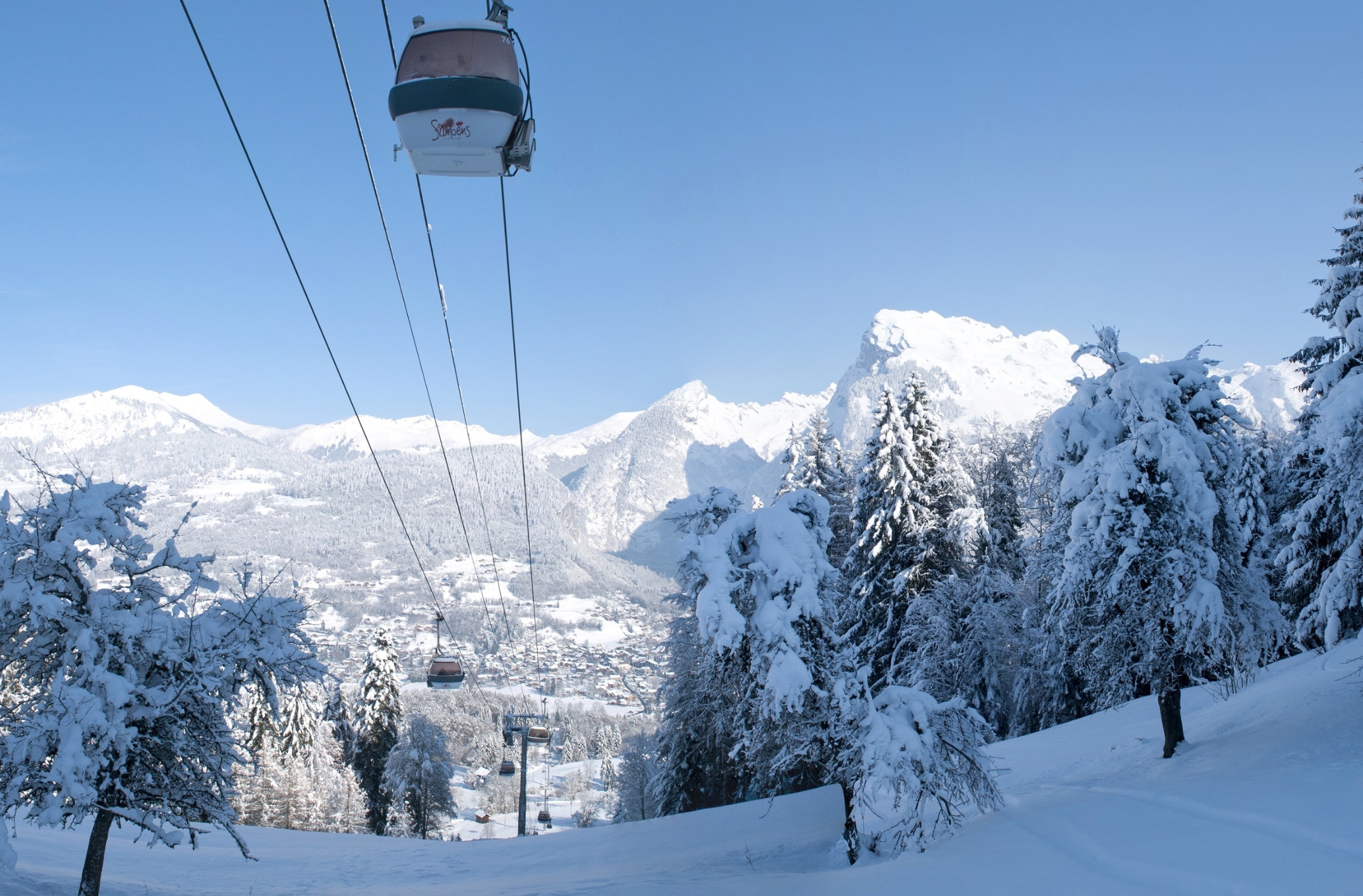 Explore Samoens